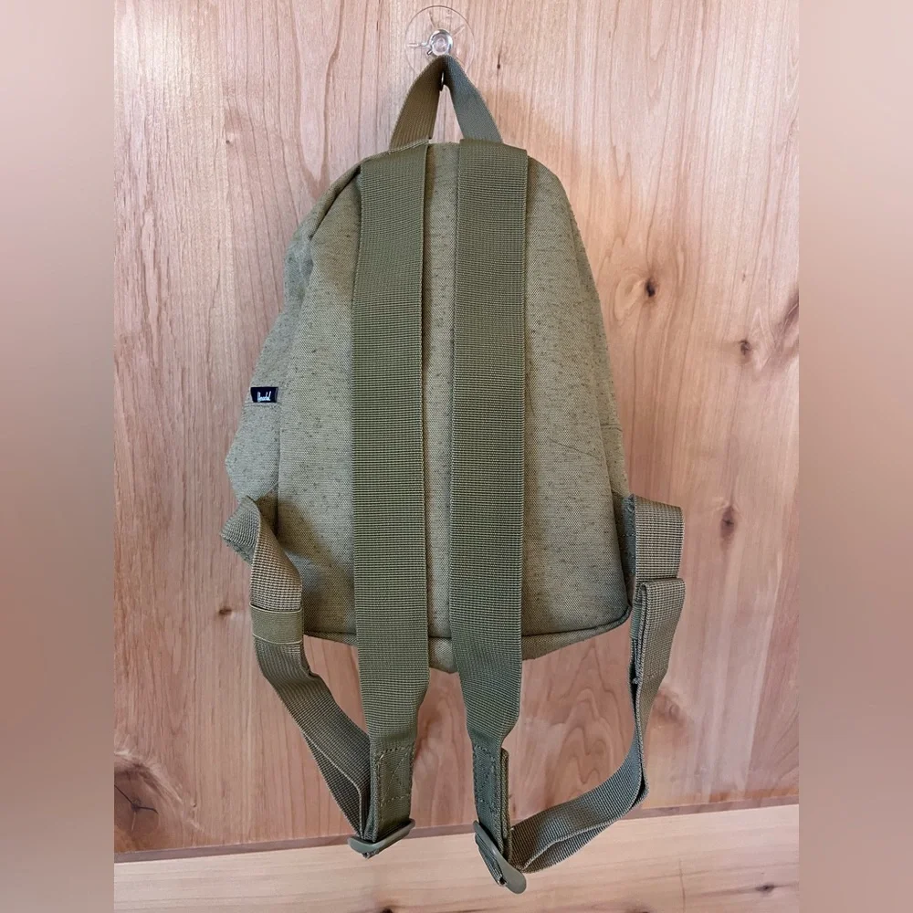 Herschel Little America Mid Volume 17L Backpack Tan Leopard NWOT